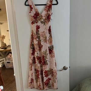 Floral Sleeveless Maxi Dress - Red and Pink